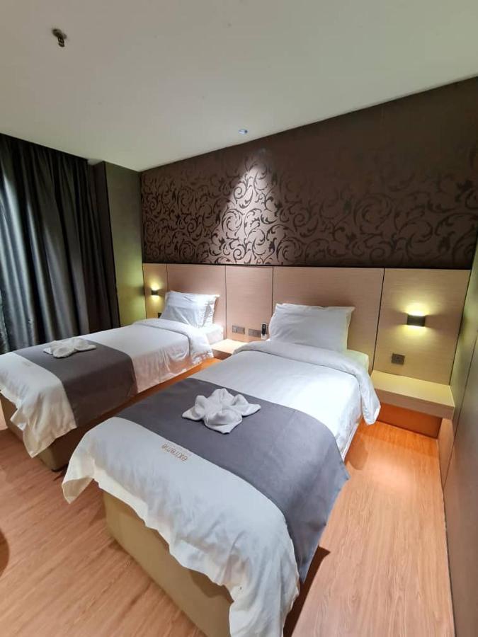 Extreme Boutique Hotel Κλουάνγκ Εξωτερικό φωτογραφία