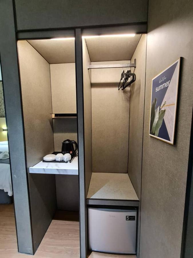 Extreme Boutique Hotel Κλουάνγκ Εξωτερικό φωτογραφία